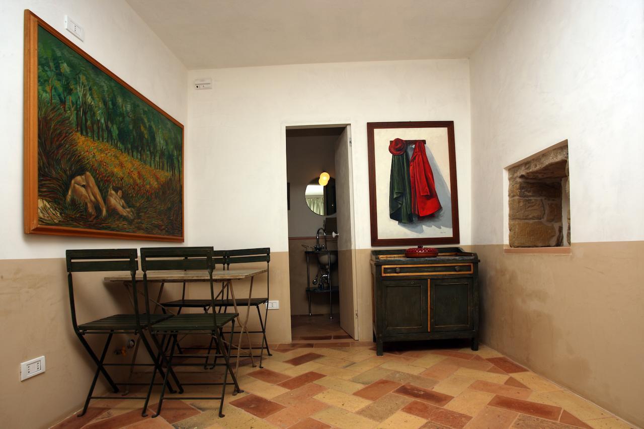 Bed and Breakfast Palazzo Santinelli SantʼAngelo in Vado Habitación foto